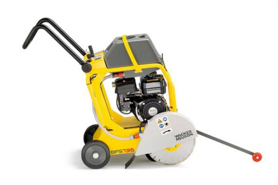Нарезчик швов бензиновый Wacker Neuson BFS 735 A по выгодной цене в Екатеринбурге. Надежное качество и лучшие условия ждут вас.